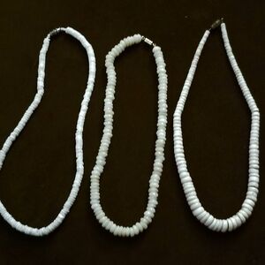VINTAGE PUKA SHELL NECKLACES -LOT/3- 1970'S SURFER LOOK FASHION +2 BONUS N.LACES